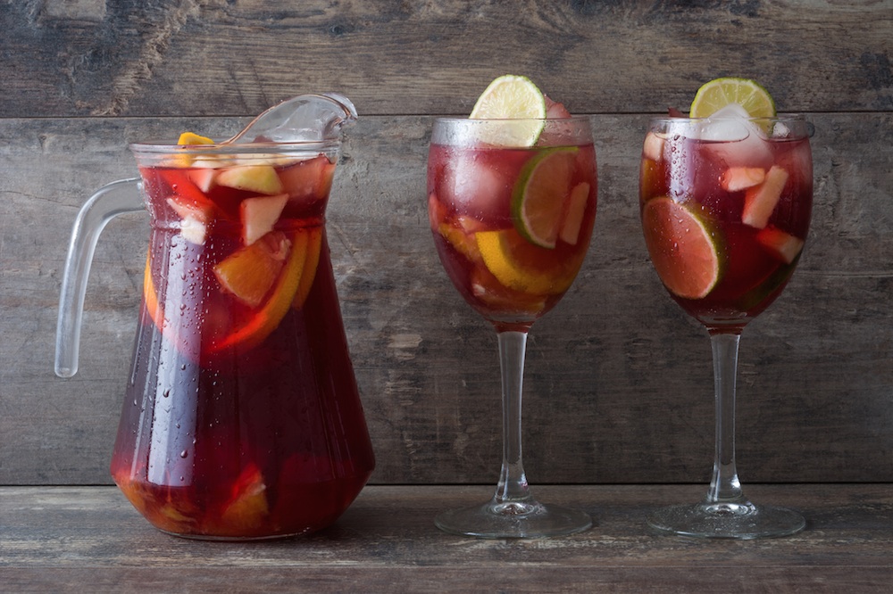 Best Red Wine Sangria Recipe - Vintage Kitchen Notes