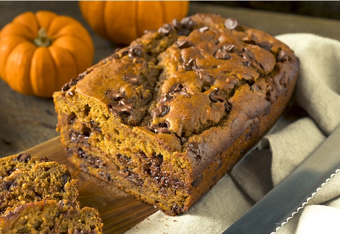 This easy and super moist chocolate chip pumpkin bread is made with just 3 simple ingredients! (cake mix, pumpkin puree and chocolate chips). It's my favorite easy pumpkin breakfast or snack recipe for Fall. 