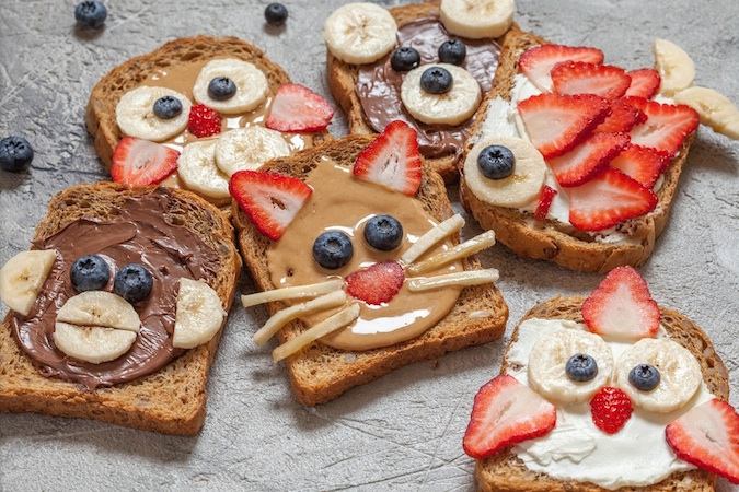 Quick and Easy Snack Ideas For Kids (Fun & Healthy!)