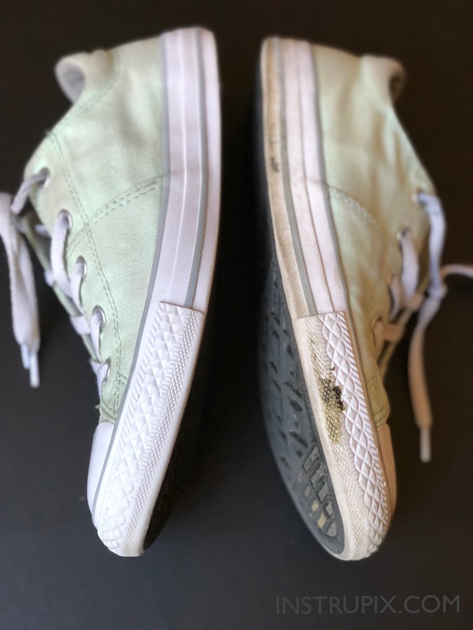 How to make the rubber soles on your converse or other shoes super white and clean with one ingredient! This little trick takes less than 5 minutes and is super easy! Instrupix.com