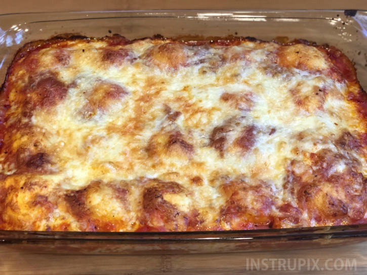 Lazy Lasagna - A quick, easy and cheap dinner recipe for your family! Just 3 ingredients. Great for last minute meals on busy weeknights.