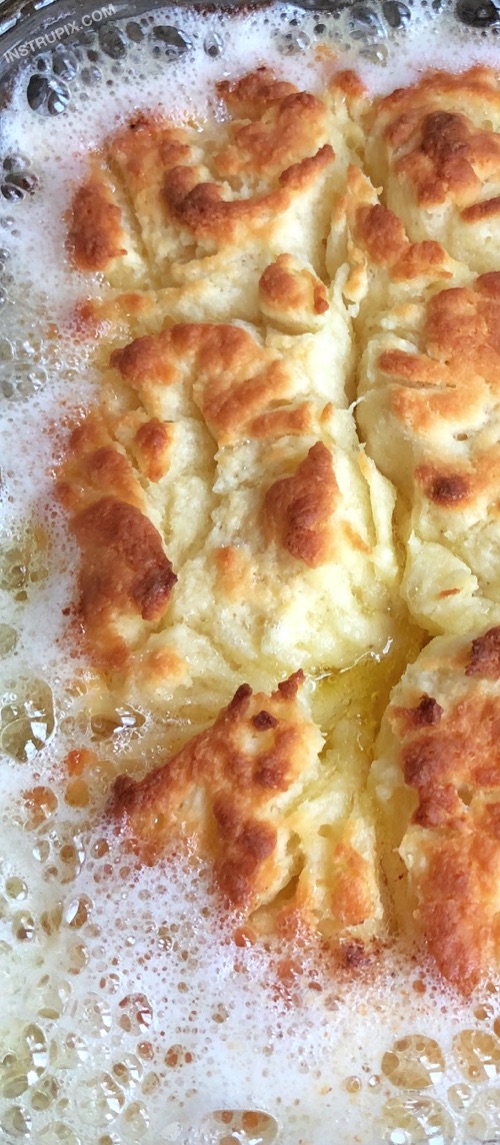 Quick and easy homemade biscuits recipe! It takes just a handful of ingredients to make these delicious butter swim biscuits-- easier than drop biscuits! They are the BEST addition to breakfast, lunch or dinner! | Instrupix.com 