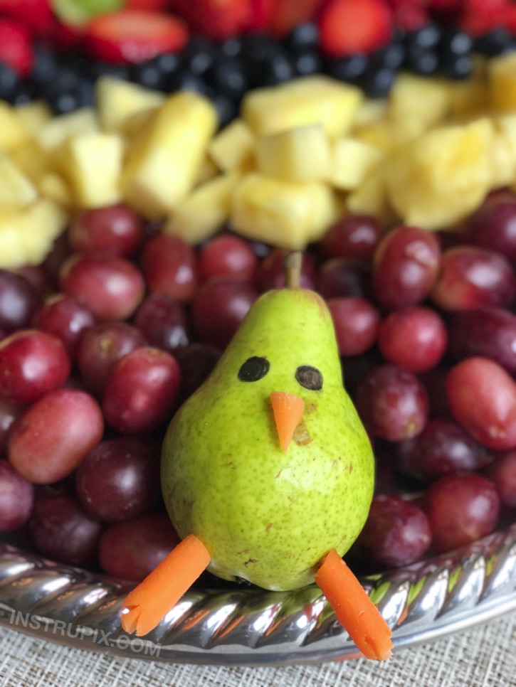 Turkey Fruit Tray for Thanksgiving