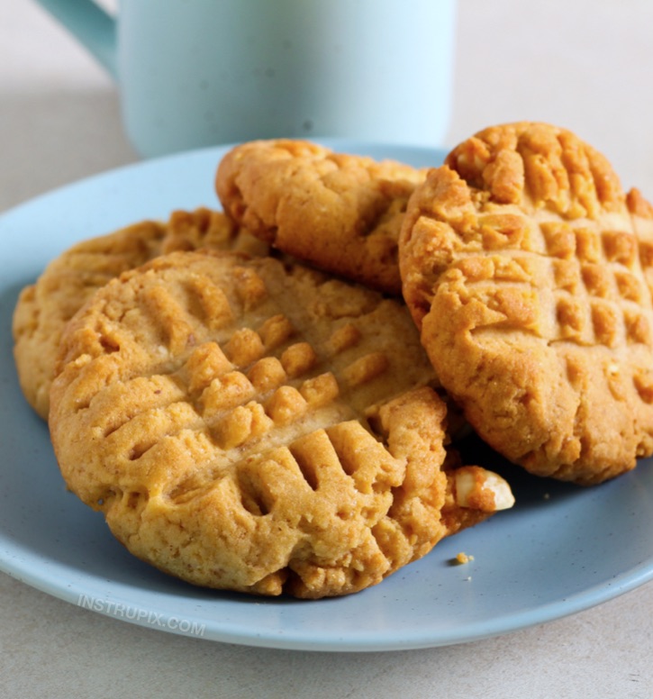 Quick and Easy 3 Ingredient Peanut Butter Cookies -- The BEST low carb dessert recipe for beginners! So simple to make with ingredients you probably already have on hand.