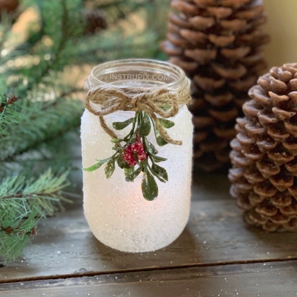 DIY Christmas Craft: Snowy Mason Jar Tea Light Holders