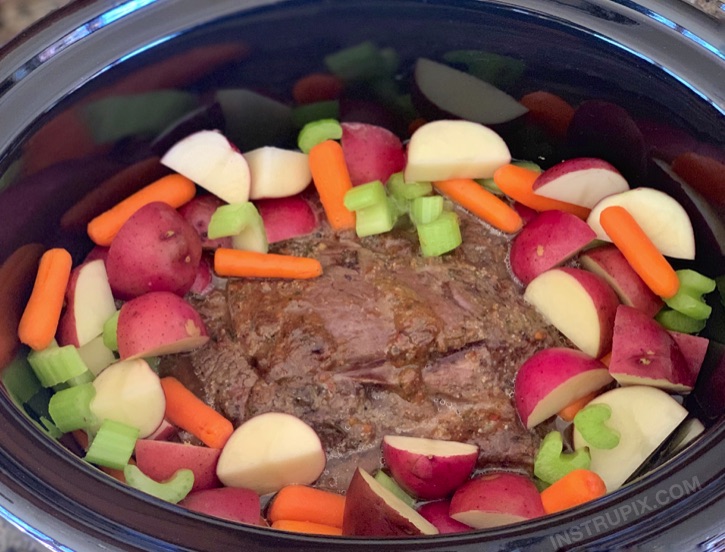 How to make pot roast in your slow cooker. Easy recipe!