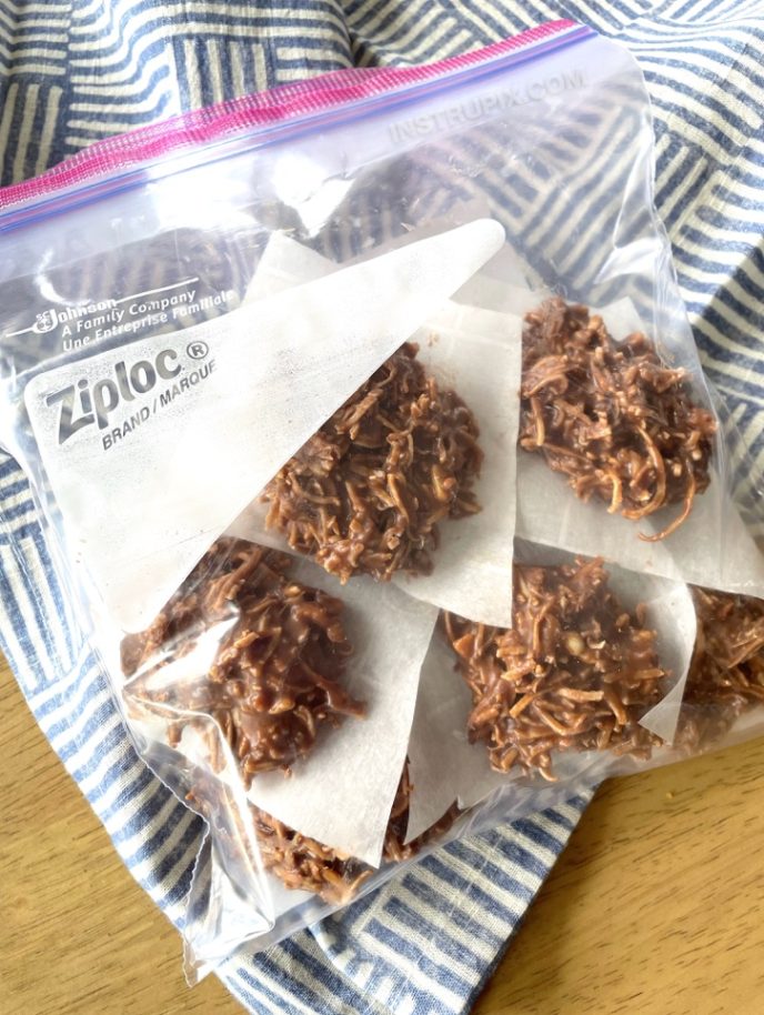 Easy No-Bake Keto Cookies (Low Carb & Delish!)