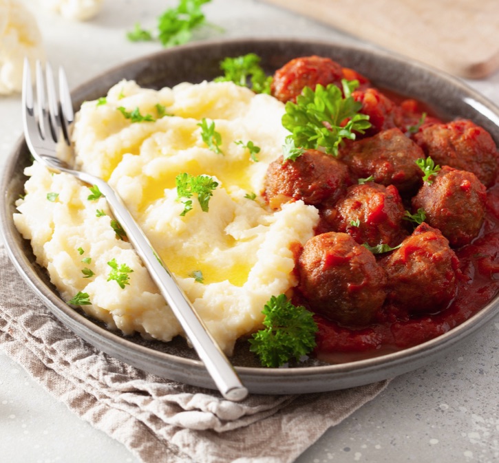 Easy Mashed Cauliflower (Keto & Low Carb Side Dish) The best healthy side dish for steak and chicken! You would never guess it was made out of vegetables. Even my kids love it.