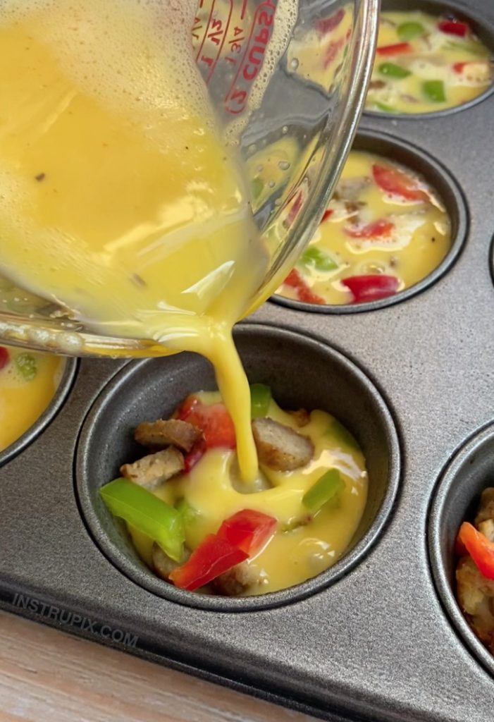 Mini Breakfast Omelets (Egg Muffins With A Tater Tot Crust)