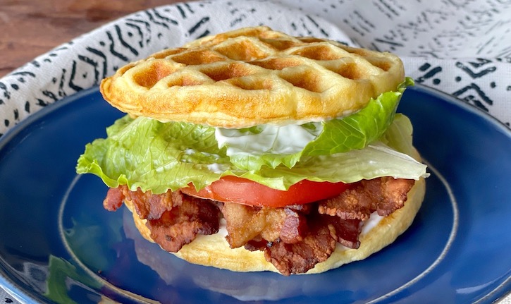 Burger Bun Chaffle - SeriousKeto