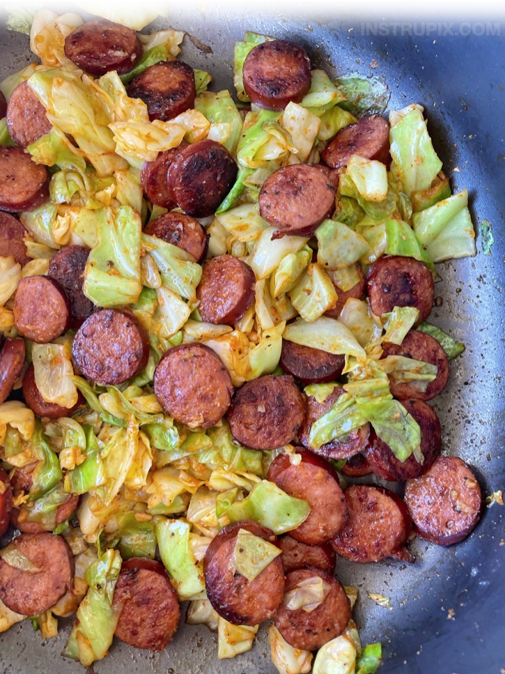 Easy Sausage & Cabbage Dinner Skillet | A super quick and easy last minute keto meal! This healthy and low carb dinner recipe is so simple to make with just a few cheap ingredients. Perfect for busy weeknight meals!