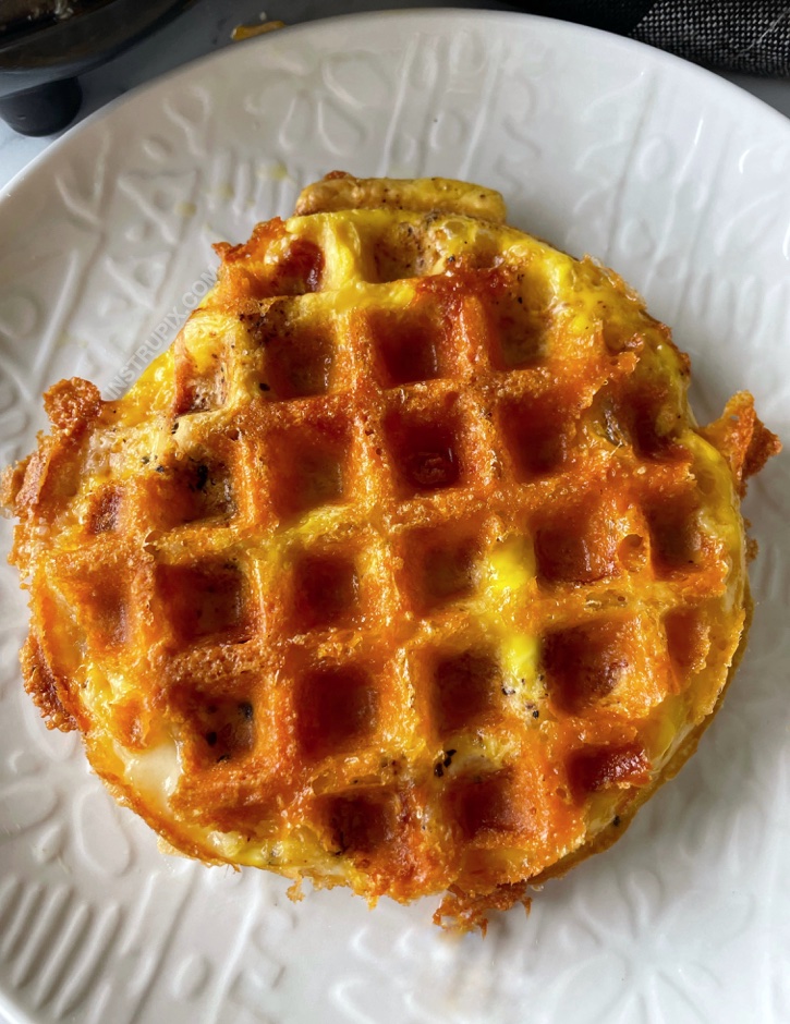 Crispy Mini Waffle Maker Egg Breakfast | Seriously, the best quick and easy low carb breakfast for one person! Wow, these are good, and I don't even like eggs. 