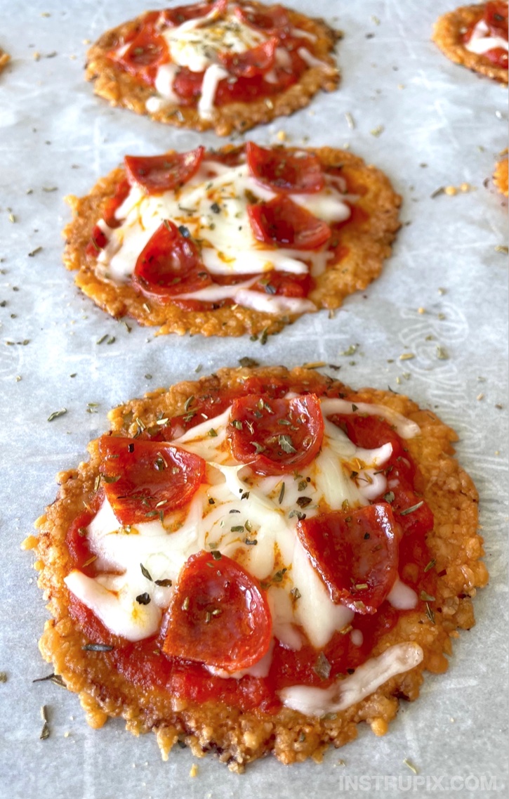 Quick & Easy Mini Keto Pizzas (Made with a parmesan cheese crust!) If you're looking for simple keto and low carb snacks to make, these little pizzas only take about 15 minutes to make. They have a super crispy crust! I love making these as a snack on the weekends, or even as a last minute lazy keto dinner with a side of caesar salad. They are gluten free, flourless, and really low in carbs. 