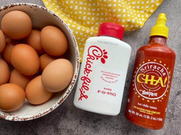 ChickfilA Sauce Deviled Eggs (With Sriracha & Bacon)