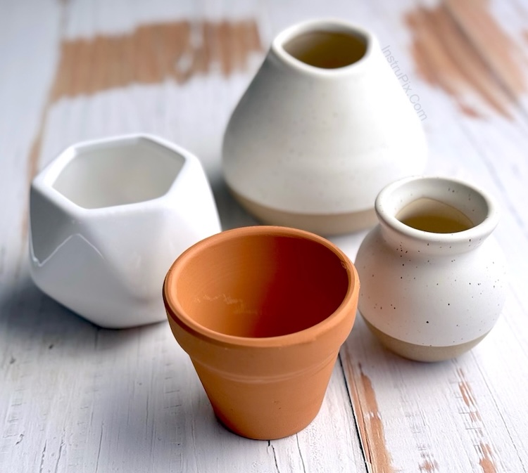 Variety of small pots for making a beaded plant craft from cheap clay pots to more decorative mini containers. 